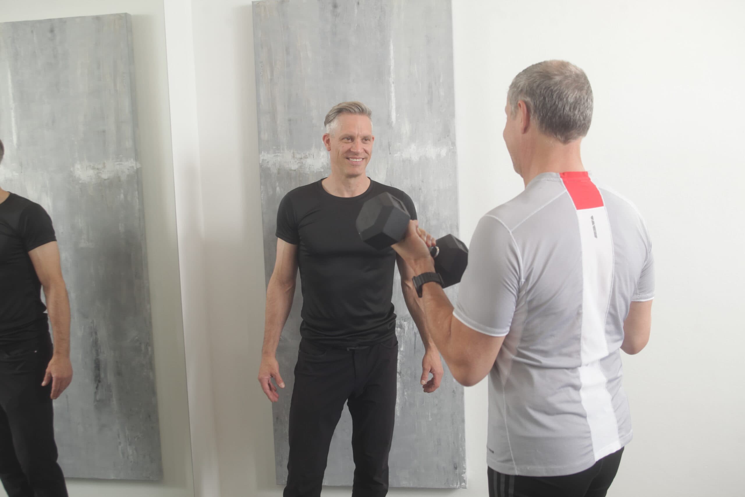 Personal Training bei PT-BOX1 in Germering – persönliche Betreuung beim Hanteltraining