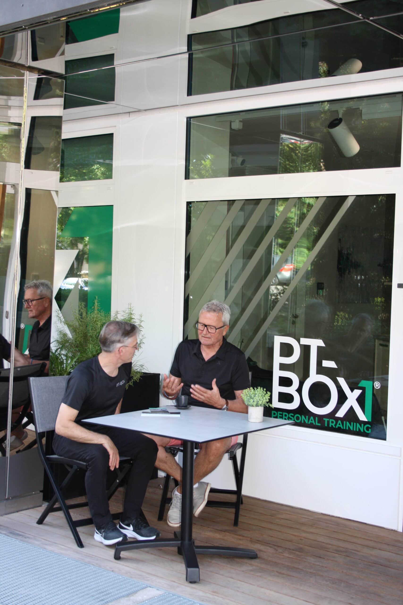 1:1 Gespräch beim Mental Training bei PT-BOX1® in Germering